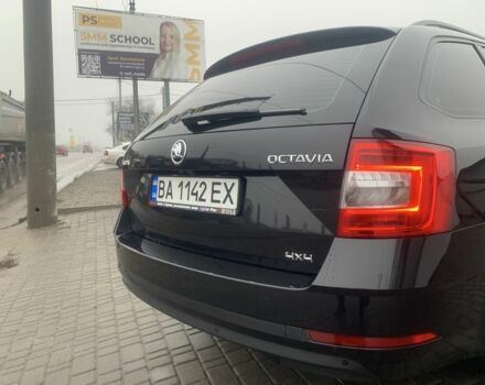 Черный Шкода Октавия, объемом двигателя 2 л и пробегом 259 тыс. км за 14500 $, фото 7 на Automoto.ua