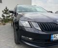 Черный Шкода Октавия, объемом двигателя 2 л и пробегом 141 тыс. км за 17900 $, фото 1 на Automoto.ua
