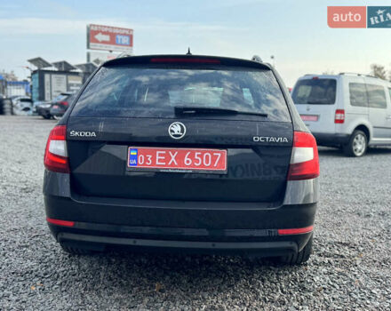 Черный Шкода Октавия, объемом двигателя 2 л и пробегом 240 тыс. км за 15900 $, фото 17 на Automoto.ua