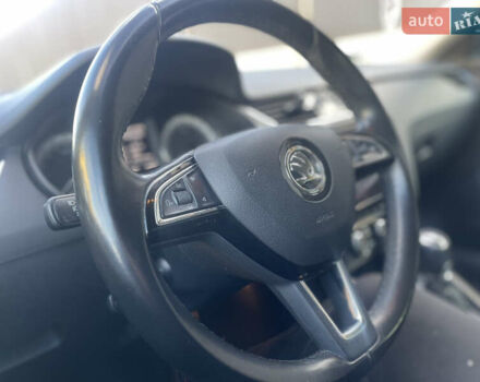 Черный Шкода Октавия, объемом двигателя 1.6 л и пробегом 251 тыс. км за 12400 $, фото 24 на Automoto.ua