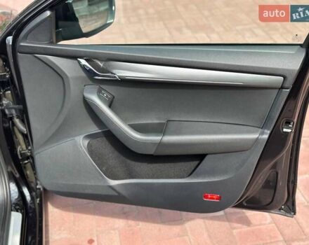 Шкода Октавия 2018 в Ровно на Automoto.ua Черный Шкода Октавия, объемом двигателя 2 л и пробегом 214 тыс. км за 18500 $, фото 48 на Automoto.ua