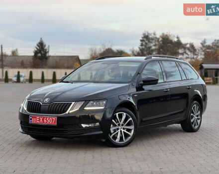 Черный Шкода Октавия, объемом двигателя 2 л и пробегом 241 тыс. км за 15850 $, фото 2 на Automoto.ua