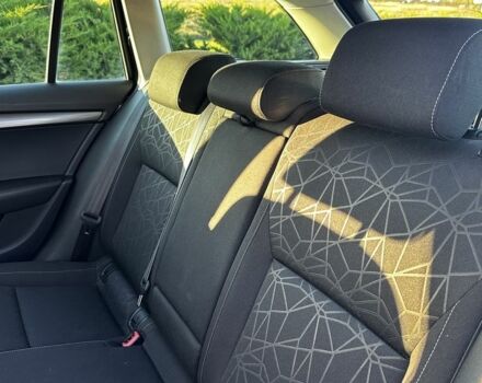 Черный Шкода Октавия, объемом двигателя 1.6 л и пробегом 246 тыс. км за 13000 $, фото 6 на Automoto.ua