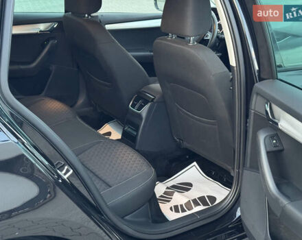 Черный Шкода Октавия, объемом двигателя 2 л и пробегом 241 тыс. км за 15850 $, фото 28 на Automoto.ua