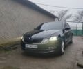Черный Шкода Октавия, объемом двигателя 2 л и пробегом 192 тыс. км за 15800 $, фото 1 на Automoto.ua