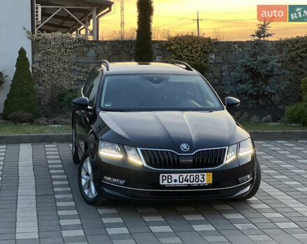 Черный Шкода Октавия, объемом двигателя 2 л и пробегом 175 тыс. км за 16500 $, фото 6 на Automoto.ua