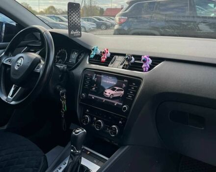 Чорний Шкода Октавія, об'ємом двигуна 2 л та пробігом 255 тис. км за 13900 $, фото 17 на Automoto.ua
