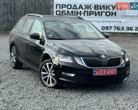 Черный Шкода Октавия, объемом двигателя 2 л и пробегом 240 тыс. км за 15900 $, фото 7 на Automoto.ua