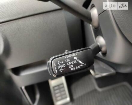 Черный Шкода Октавия, объемом двигателя 2 л и пробегом 249 тыс. км за 15900 $, фото 10 на Automoto.ua