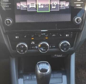 Черный Шкода Октавия, объемом двигателя 1.6 л и пробегом 281 тыс. км за 13700 $, фото 16 на Automoto.ua