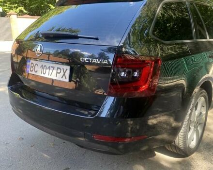 Чорний Шкода Октавія, об'ємом двигуна 1.6 л та пробігом 207 тис. км за 15700 $, фото 3 на Automoto.ua