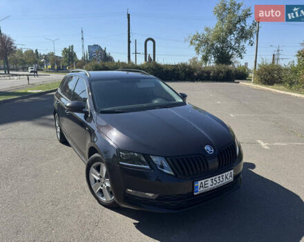 Черный Шкода Октавия, объемом двигателя 1.6 л и пробегом 247 тыс. км за 15800 $, фото 13 на Automoto.ua