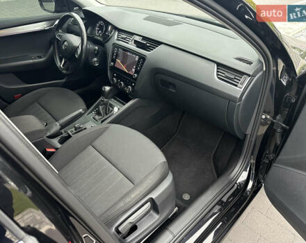 Черный Шкода Октавия, объемом двигателя 1.5 л и пробегом 280 тыс. км за 13900 $, фото 36 на Automoto.ua