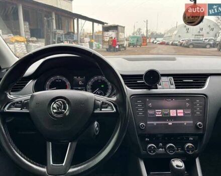 Черный Шкода Октавия, объемом двигателя 1.8 л и пробегом 225 тыс. км за 16000 $, фото 9 на Automoto.ua