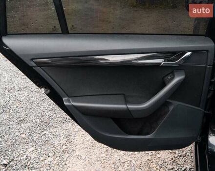 Черный Шкода Октавия, объемом двигателя 2 л и пробегом 326 тыс. км за 14141 $, фото 12 на Automoto.ua