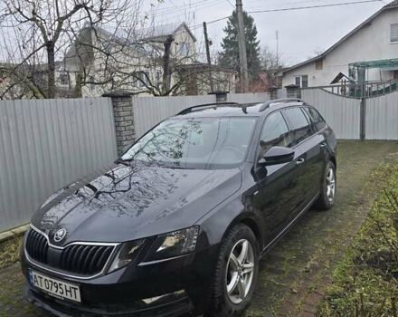 Черный Шкода Октавия, объемом двигателя 1.97 л и пробегом 200 тыс. км за 18000 $, фото 3 на Automoto.ua