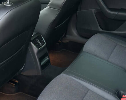 Черный Шкода Октавия, объемом двигателя 1.97 л и пробегом 278 тыс. км за 14800 $, фото 16 на Automoto.ua