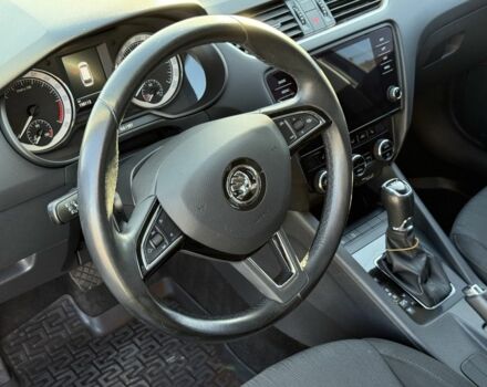 Черный Шкода Октавия, объемом двигателя 2 л и пробегом 150 тыс. км за 16900 $, фото 13 на Automoto.ua