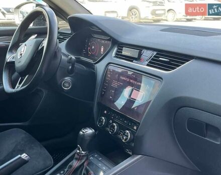 Черный Шкода Октавия, объемом двигателя 2 л и пробегом 240 тыс. км за 18690 $, фото 8 на Automoto.ua