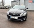 Черный Шкода Октавия, объемом двигателя 1.8 л и пробегом 225 тыс. км за 16000 $, фото 1 на Automoto.ua