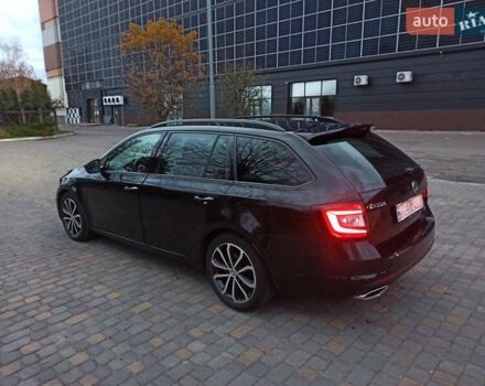 Черный Шкода Октавия, объемом двигателя 2 л и пробегом 238 тыс. км за 18200 $, фото 2 на Automoto.ua