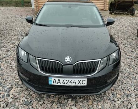 Черный Шкода Октавия, объемом двигателя 1.6 л и пробегом 220 тыс. км за 12350 $, фото 4 на Automoto.ua