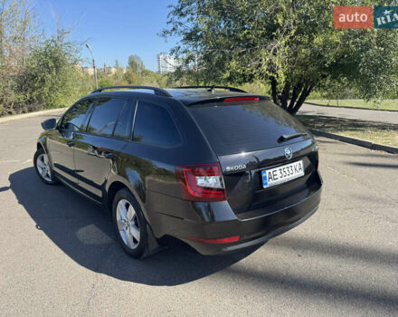 Черный Шкода Октавия, объемом двигателя 1.6 л и пробегом 247 тыс. км за 15800 $, фото 11 на Automoto.ua