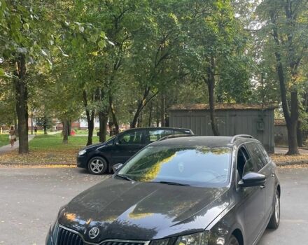 Черный Шкода Октавия, объемом двигателя 1.6 л и пробегом 258 тыс. км за 12800 $, фото 5 на Automoto.ua