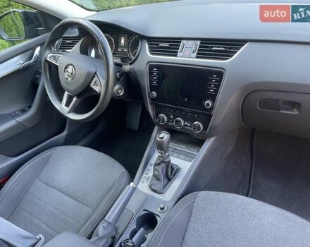 Чорний Шкода Октавія, об'ємом двигуна 1.6 л та пробігом 190 тис. км за 17150 $, фото 23 на Automoto.ua