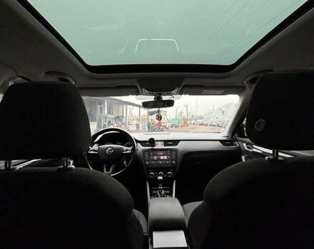 Черный Шкода Октавия, объемом двигателя 1.8 л и пробегом 225 тыс. км за 16000 $, фото 7 на Automoto.ua