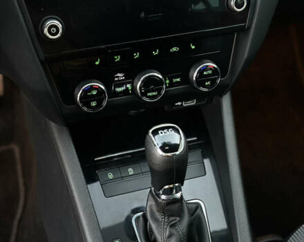 Черный Шкода Октавия, объемом двигателя 1.97 л и пробегом 278 тыс. км за 14800 $, фото 14 на Automoto.ua