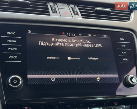 Чорний Шкода Октавія, об'ємом двигуна 2 л та пробігом 218 тис. км за 15299 $, фото 112 на Automoto.ua