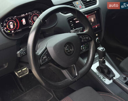 Черный Шкода Октавия, объемом двигателя 1.6 л и пробегом 189 тыс. км за 18900 $, фото 11 на Automoto.ua