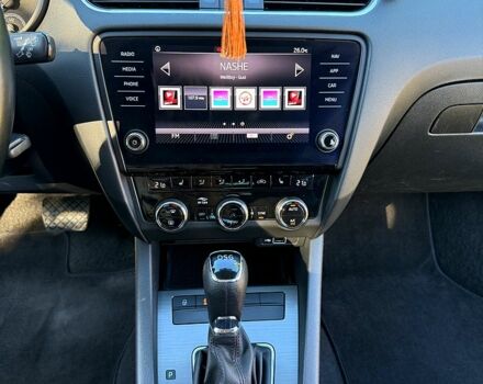 Черный Шкода Октавия, объемом двигателя 1.6 л и пробегом 265 тыс. км за 13999 $, фото 7 на Automoto.ua