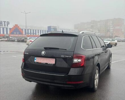Черный Шкода Октавия, объемом двигателя 2 л и пробегом 159 тыс. км за 17900 $, фото 6 на Automoto.ua