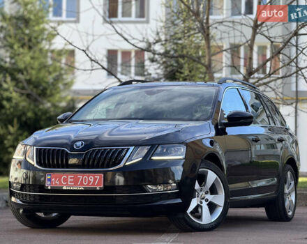 Чорний Шкода Октавія, об'ємом двигуна 2 л та пробігом 218 тис. км за 15299 $, фото 1 на Automoto.ua