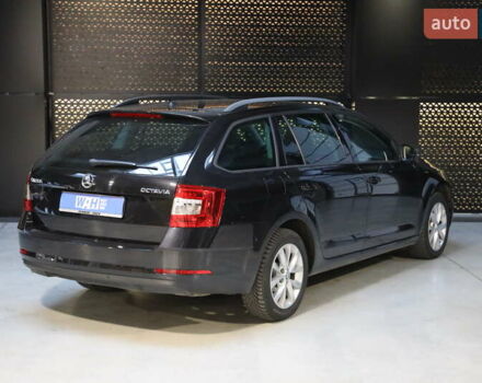 Черный Шкода Октавия, объемом двигателя 1.97 л и пробегом 279 тыс. км за 14900 $, фото 3 на Automoto.ua