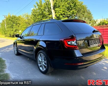 Черный Шкода Октавия, объемом двигателя 1.6 л и пробегом 265 тыс. км за 13999 $, фото 2 на Automoto.ua