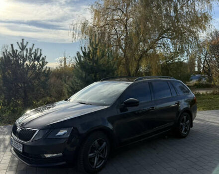 Шкода Октавия 2019 в Львове на Automoto.ua Черный Шкода Октавия, объемом двигателя 1.97 л и пробегом 258 тыс. км за 15600 $, фото 1 на Automoto.ua