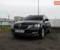Черный Шкода Октавия, объемом двигателя 2 л и пробегом 326 тыс. км за 14141 $, фото 1 на Automoto.ua