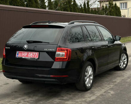 Черный Шкода Октавия, объемом двигателя 1.6 л и пробегом 204 тыс. км за 15200 $, фото 6 на Automoto.ua