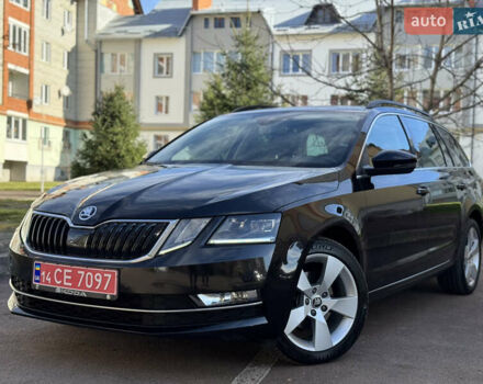 Чорний Шкода Октавія, об'ємом двигуна 2 л та пробігом 218 тис. км за 15299 $, фото 9 на Automoto.ua