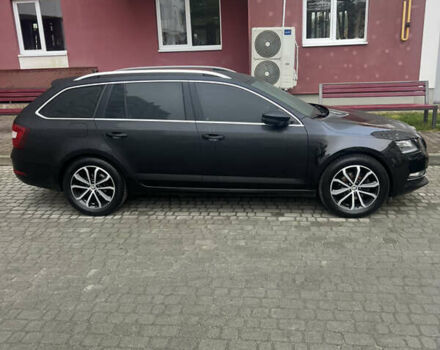 Черный Шкода Октавия, объемом двигателя 1.97 л и пробегом 130 тыс. км за 17500 $, фото 3 на Automoto.ua