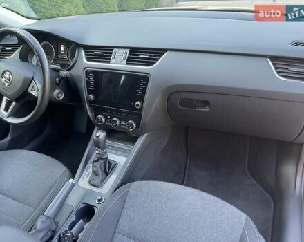 Чорний Шкода Октавія, об'ємом двигуна 1.6 л та пробігом 190 тис. км за 17150 $, фото 22 на Automoto.ua
