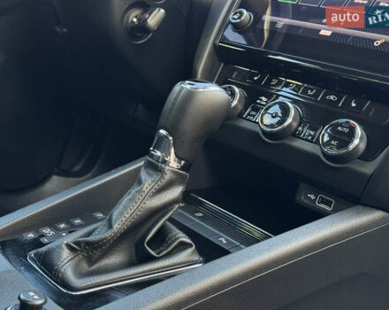 Чорний Шкода Октавія, об'ємом двигуна 2 л та пробігом 218 тис. км за 15299 $, фото 134 на Automoto.ua