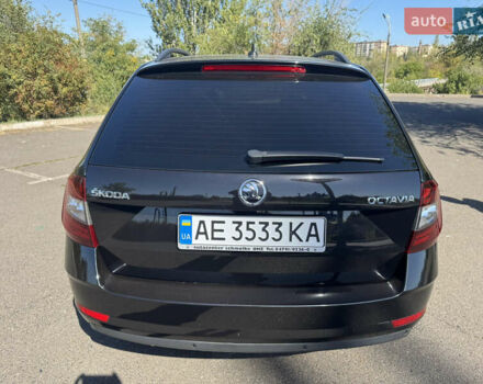 Черный Шкода Октавия, объемом двигателя 1.6 л и пробегом 247 тыс. км за 15800 $, фото 2 на Automoto.ua
