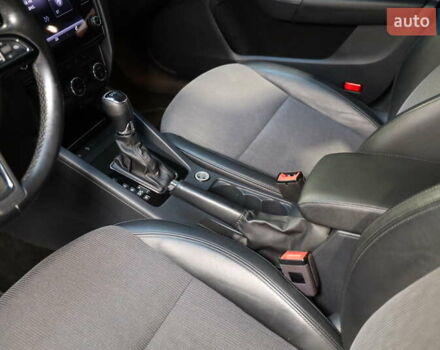 Черный Шкода Октавия, объемом двигателя 1.97 л и пробегом 279 тыс. км за 14900 $, фото 18 на Automoto.ua