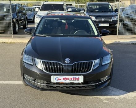 Черный Шкода Октавия, объемом двигателя 2 л и пробегом 150 тыс. км за 16900 $, фото 1 на Automoto.ua