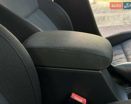 Чорний Шкода Октавія, об'ємом двигуна 2 л та пробігом 218 тис. км за 15299 $, фото 129 на Automoto.ua