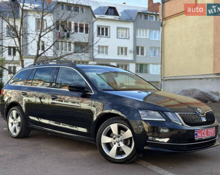 Чорний Шкода Октавія, об'ємом двигуна 2 л та пробігом 218 тис. км за 15299 $, фото 26 на Automoto.ua